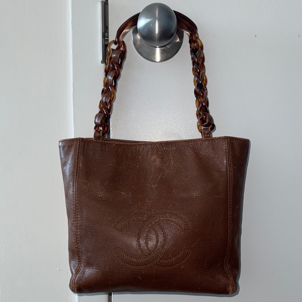 Chanel Vintage Tortoiseshell Handle Chain Tote Bag Brown Lamb Skin